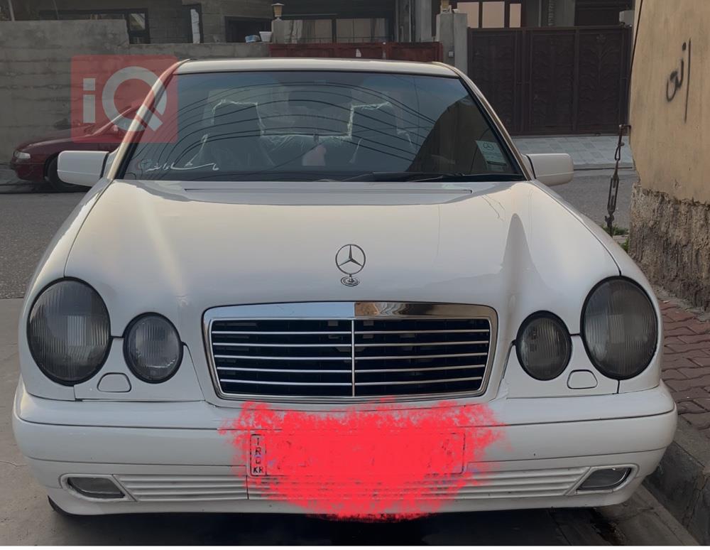 مرسيدس بنز E-Class